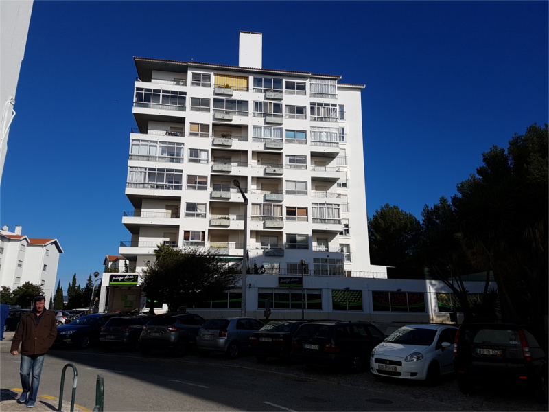 Edificio do Pingo Doce Castelhana